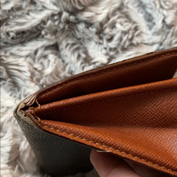 Authentic Louis Vuitton Wallet** just reduced - Picture 8 of 8